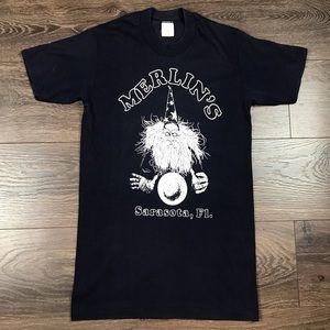 Merlin’s Sarasota, FL. Womens Vintage Magic Wizard Navy Blue Single Stitch Shirt